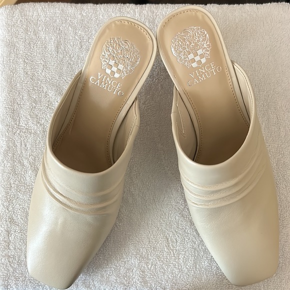 Vince Camuto Shoes - Vince Camuto Ovina - Cream